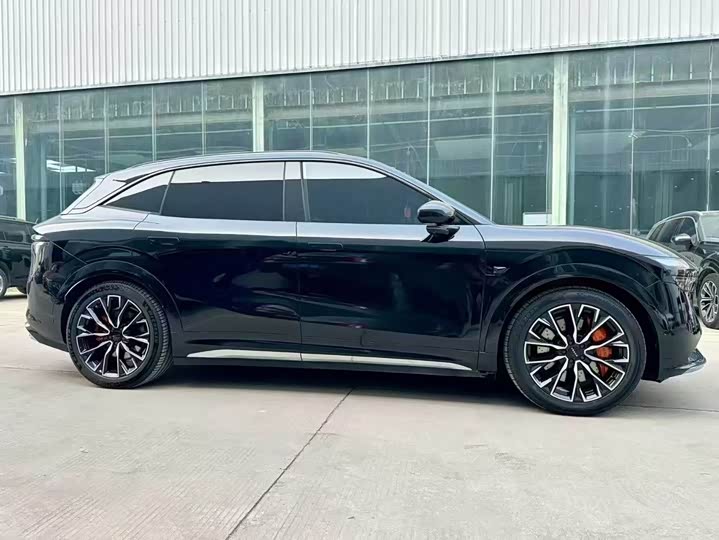 Фото 3 - Zeekr 7X