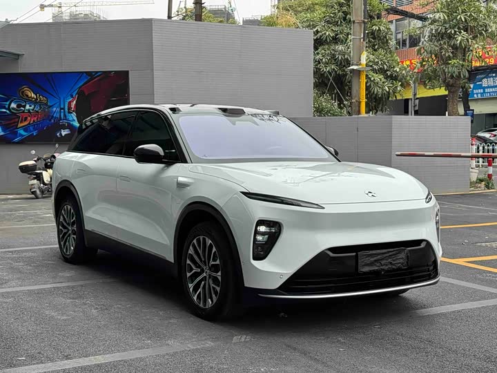 Фото 4 - Nio ES8