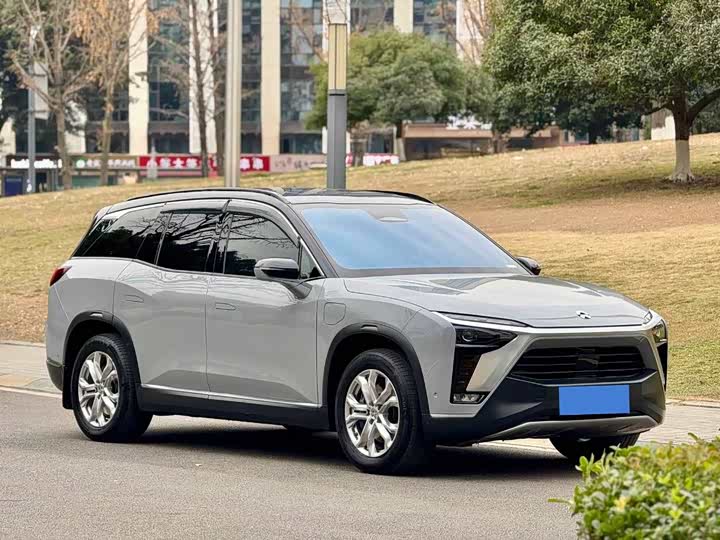 Фото 3 - Nio ES8