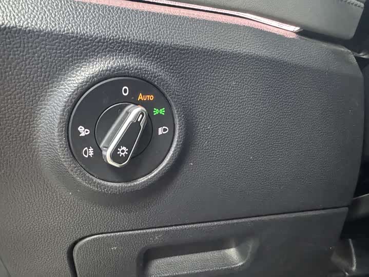 Фото 9 - Volkswagen Tayron