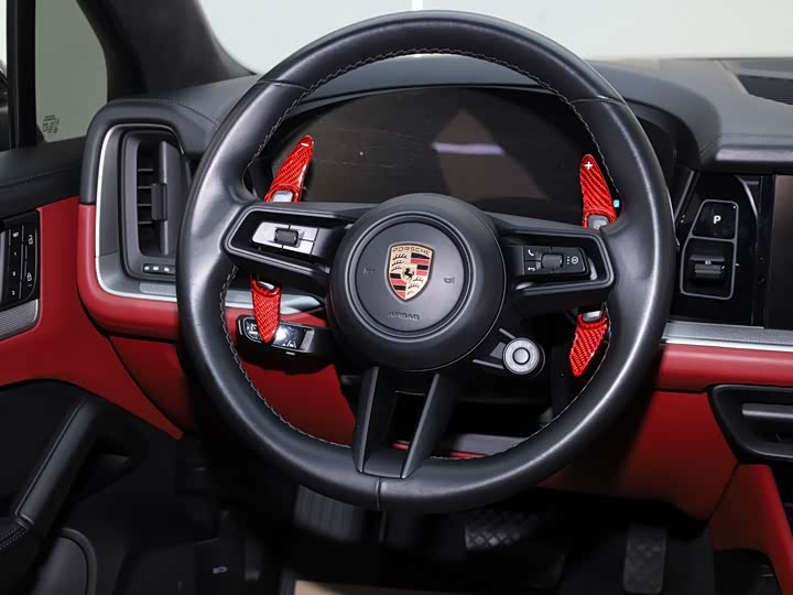 Фото 2 - Porsche Cayenne