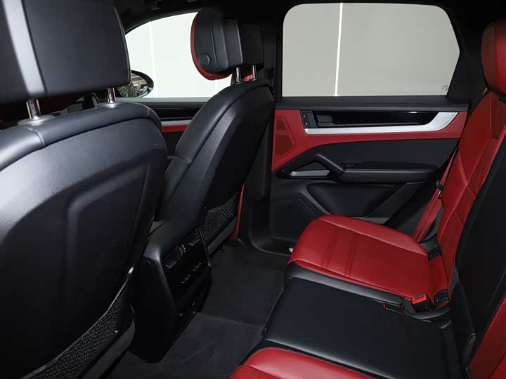 Фото 3 - Porsche Cayenne