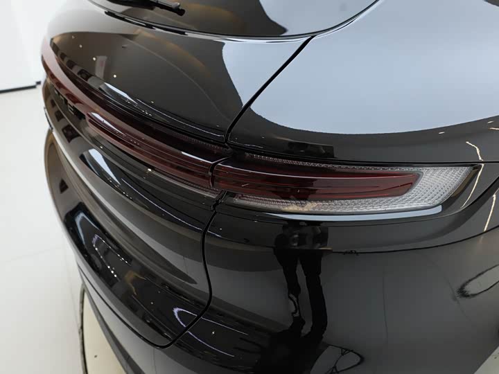 Фото 9 - Porsche Cayenne