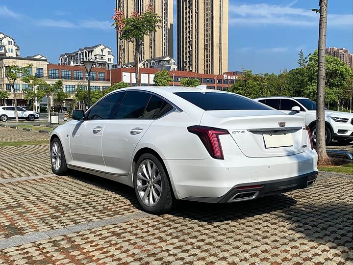 Фото 4 - Cadillac CT5