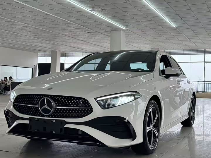 Фото 1 - Mercedes-Benz A-Class