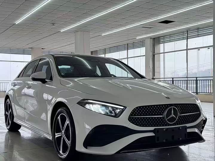 Фото 3 - Mercedes-Benz A-Class