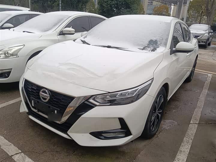 Фото 2 - Nissan Sylphy