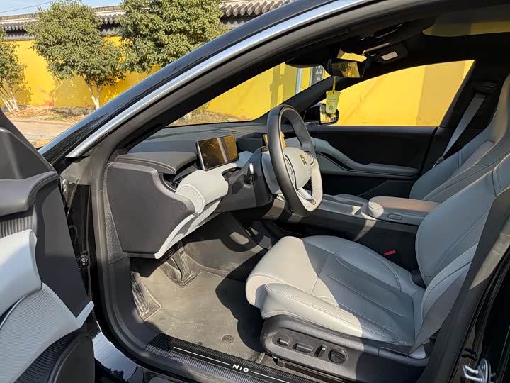 Фото 9 - Nio ET5T