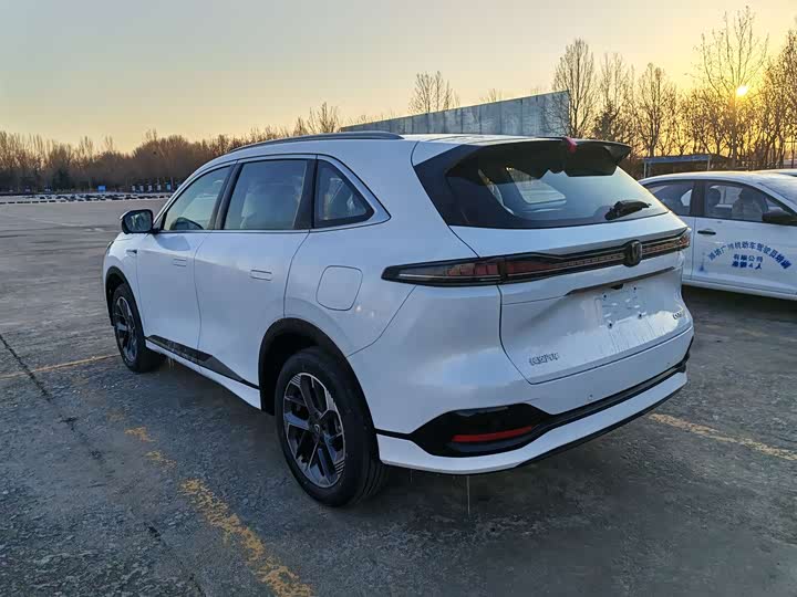 Фото 7 - Changan CS75 Plus