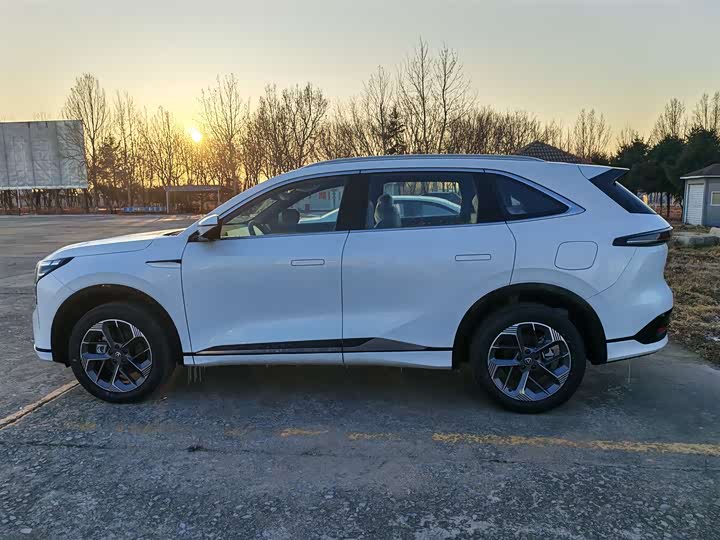 Фото 8 - Changan CS75 Plus