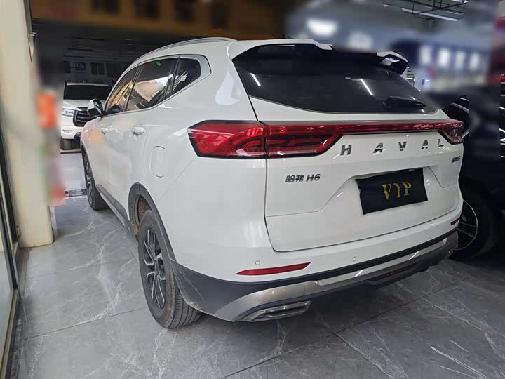 Фото 6 - Haval H6