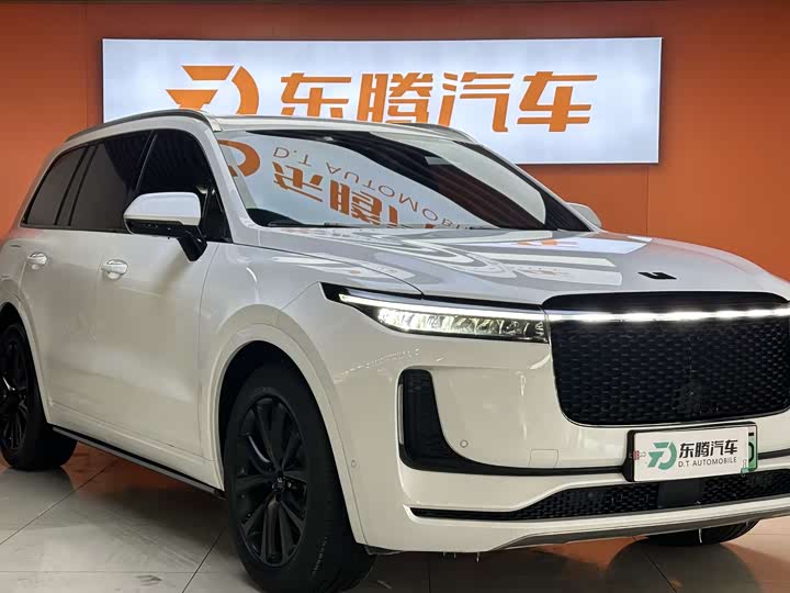 Фото 3 - LiXiang One