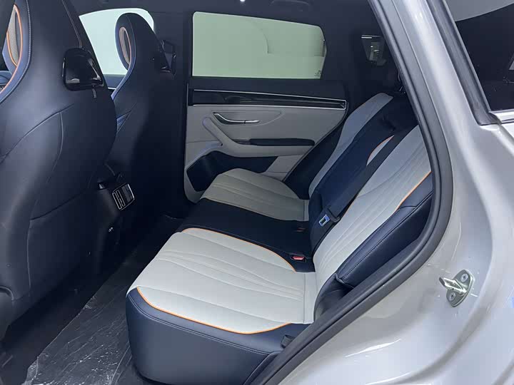 Фото 8 - BYD Song Plus Hybrid/EV