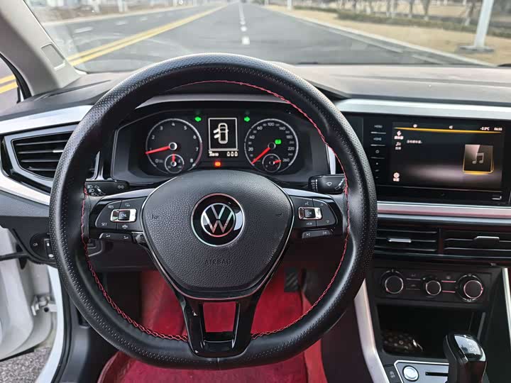 Фото 6 - Volkswagen Polo