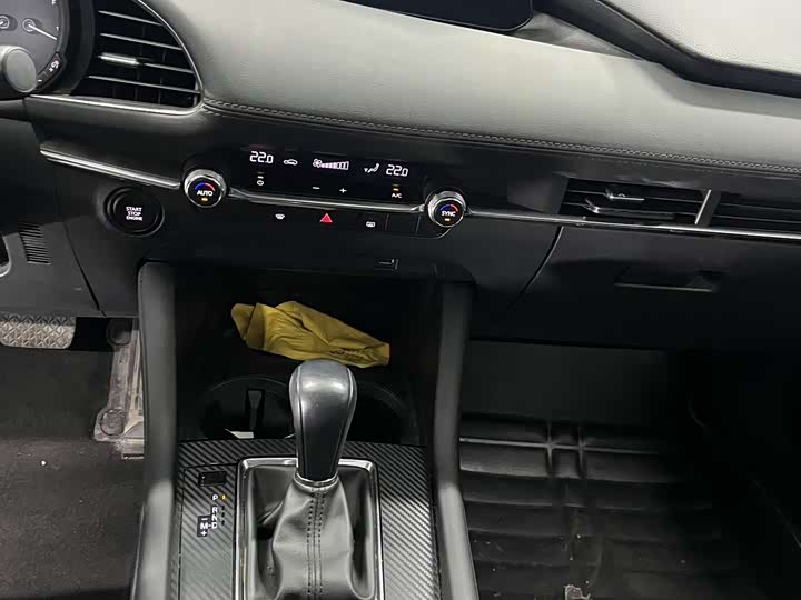 Фото 7 - Mazda 3 (Axela)