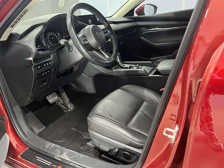 Фото 9 - Mazda 3 (Axela)