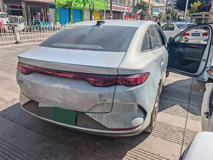 Фото 2 - BYD Qin L