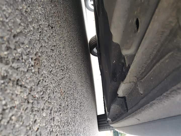 Фото 8 - Audi A4L