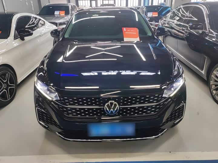 Фото 3 - Volkswagen Passat