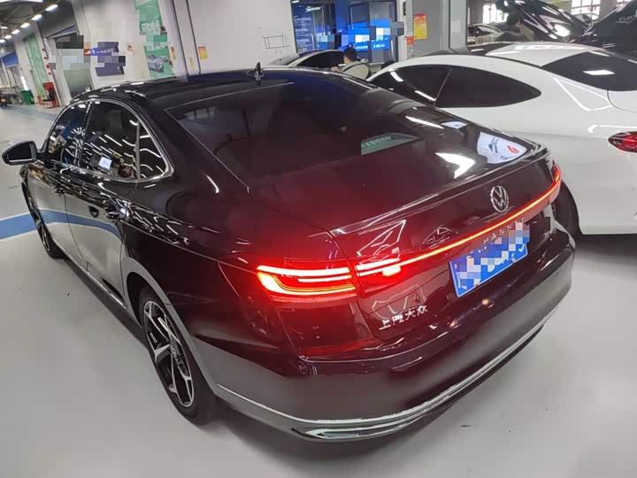 Фото 5 - Volkswagen Passat