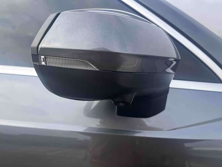 Фото 5 - Audi Q3