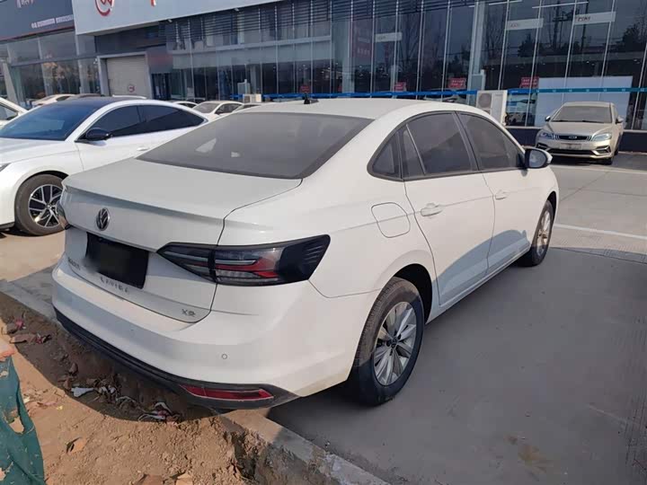 Фото 7 - Volkswagen Lavida