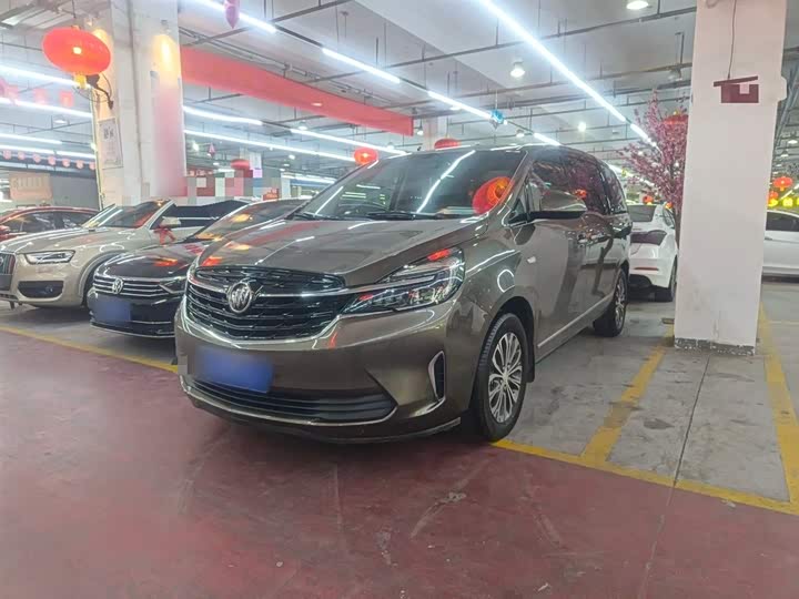 Фото 1 - Buick GL8 ES