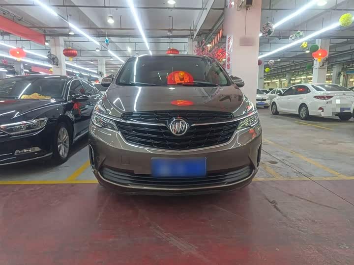 Фото 3 - Buick GL8 ES