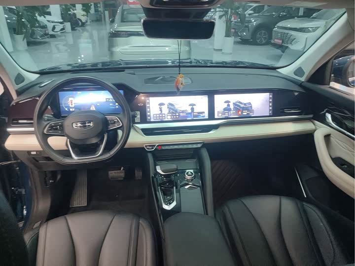 Фото 4 - Geely Monjaro