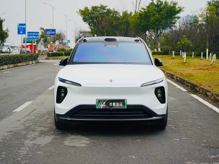 Фото 2 - Nio ES6