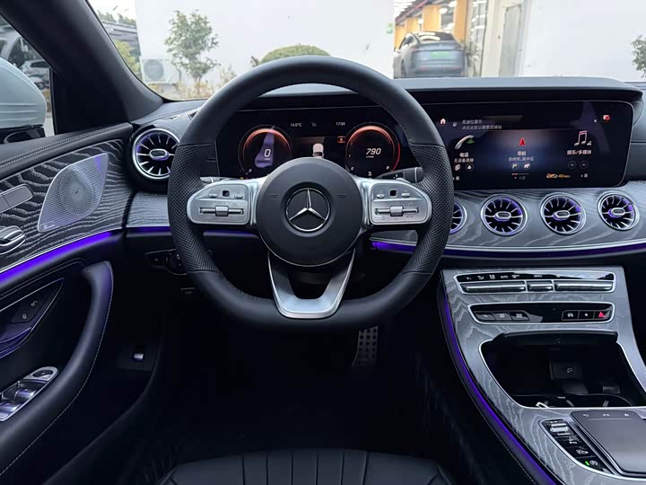 Фото 7 - Mercedes-Benz CLS-Class