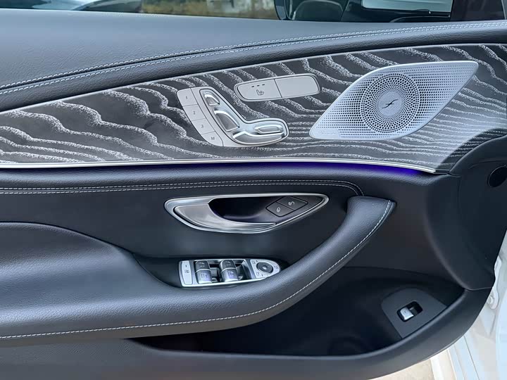 Фото 8 - Mercedes-Benz CLS-Class