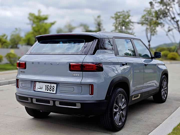 Фото 5 - Geely Icon