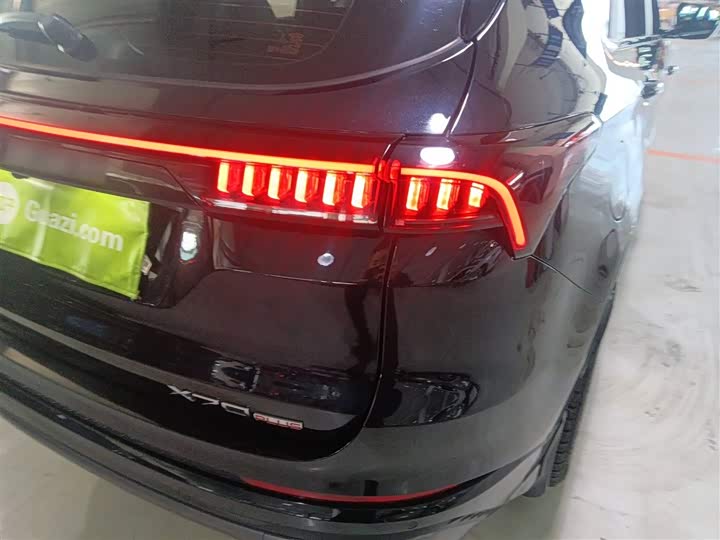 Фото 8 - Jetour X70 Plus