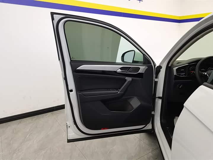 Фото 7 - Volkswagen Tayron