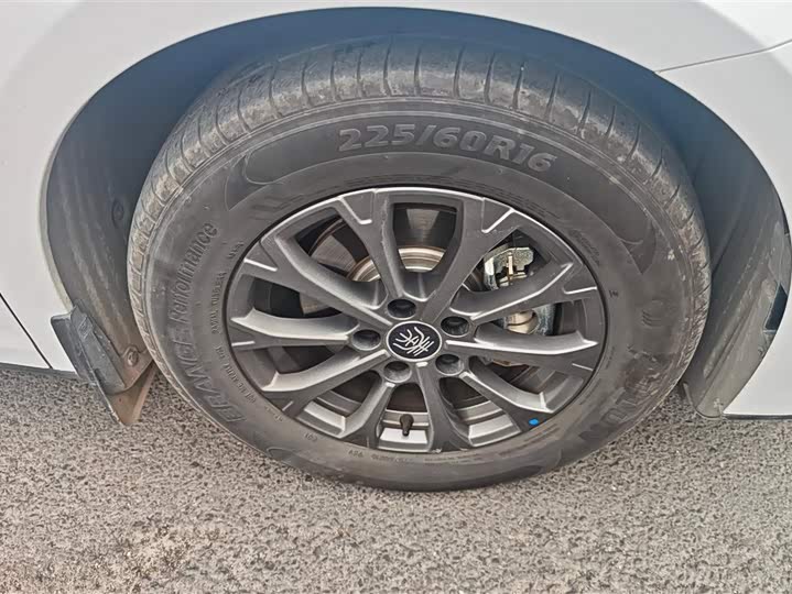 Фото 6 - BYD Qin L