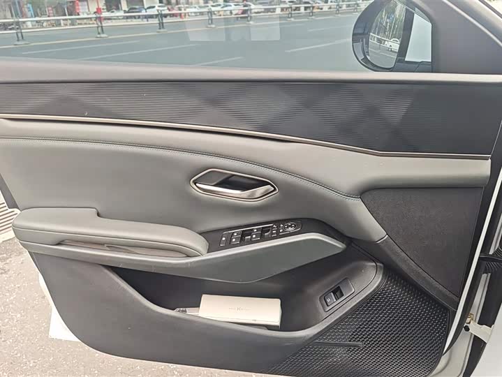 Фото 7 - BYD Qin L