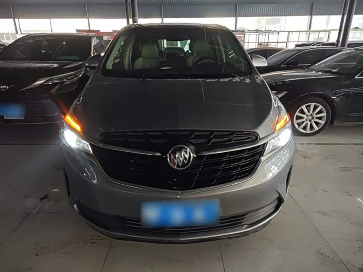 Фото 3 - Buick GL8 ES