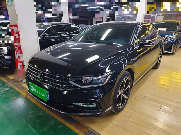 Фото 1 - Volkswagen Magotan