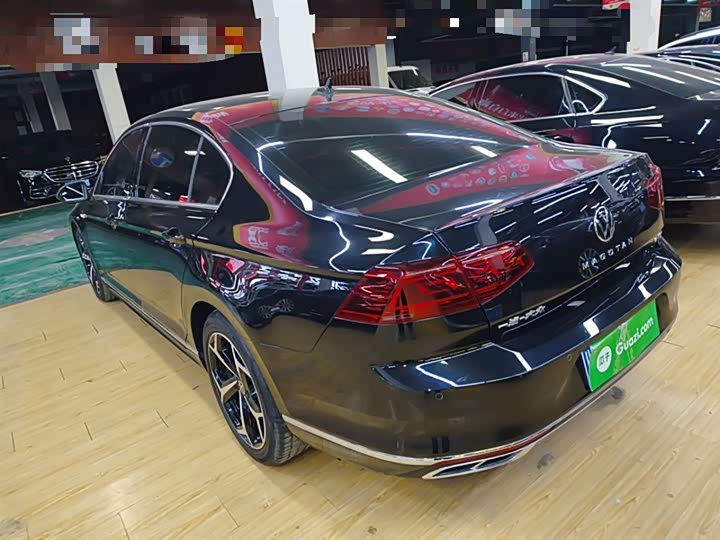 Фото 5 - Volkswagen Magotan