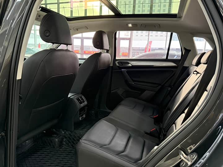 Фото 6 - Volkswagen Tayron