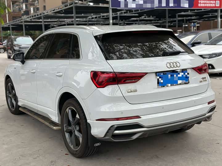 Фото 9 - Audi Q3