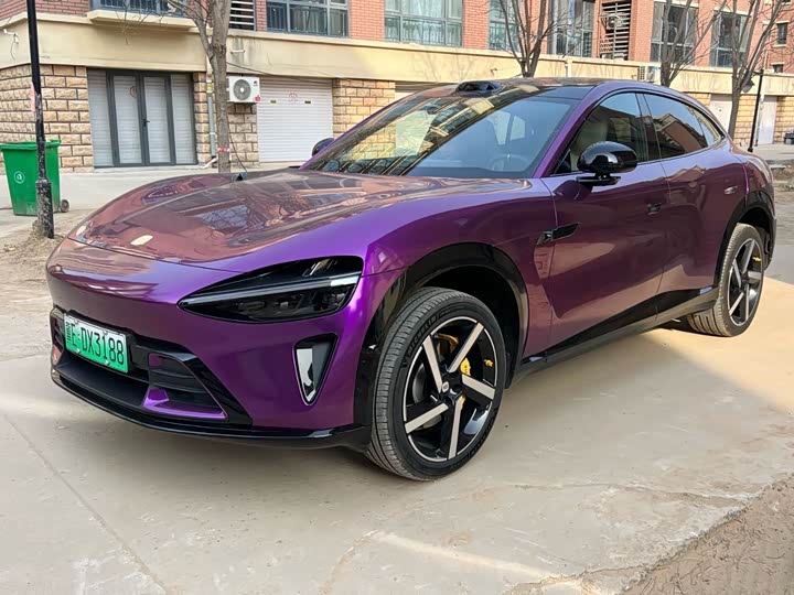 Фото 1 - Xiaomi YU7