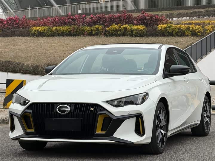 Фото 1 - GAC Trumpchi Empow R