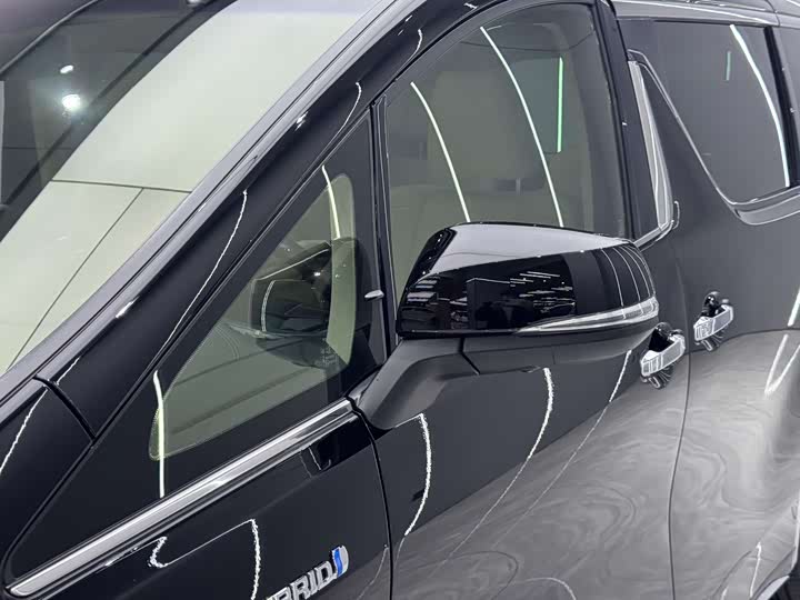 Фото 6 - Toyota Alphard