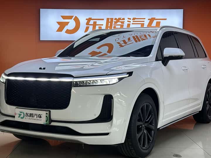 Фото 1 - LiXiang One