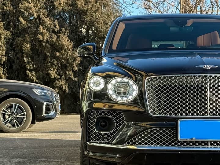 Фото 2 - Bentley Bentayga