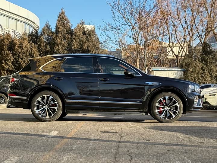 Фото 5 - Bentley Bentayga