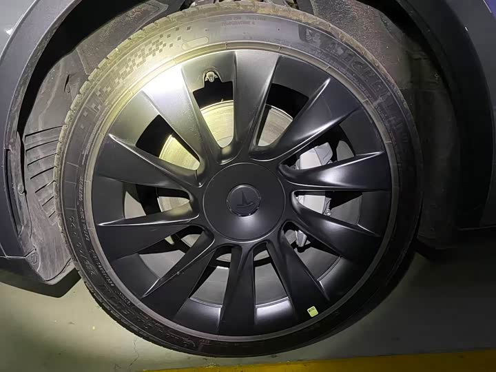 Фото 7 - Tesla Model Y