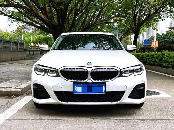 Фото 2 - BMW 3 Series